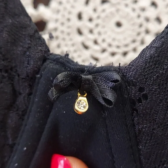 Set of 4 Sexy Soma Bras - Picture 7 of 13